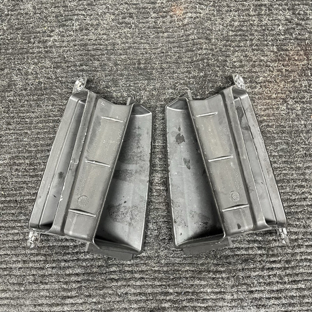 ☑️ 08-13 OEM BMW E82 E88 135 Front Air Intake Silencer Duct Right Left Pair SET