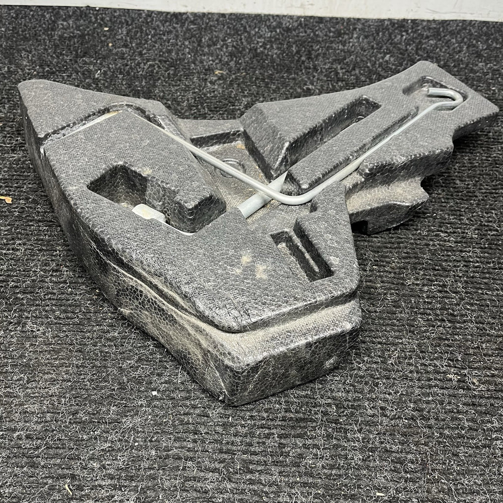 ☑️ 2013-2019 OEM SCION FRS SUBARU BRZ OEM SPARE TIRE JACK TOOL KIT