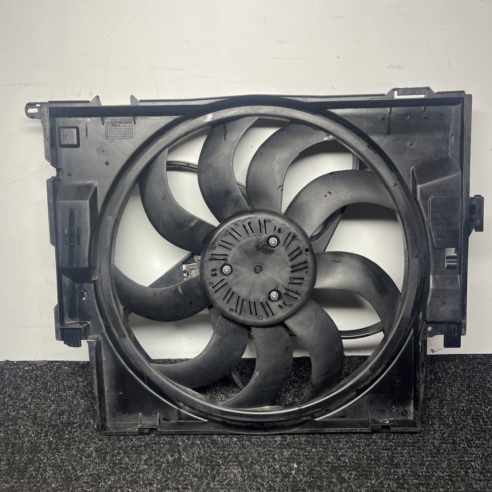 ☑️ 12-16 OEM BMW F22 F23 F30 F32 F33 F36 F87 M2 Radiator Cooling Fan Shroud 850W