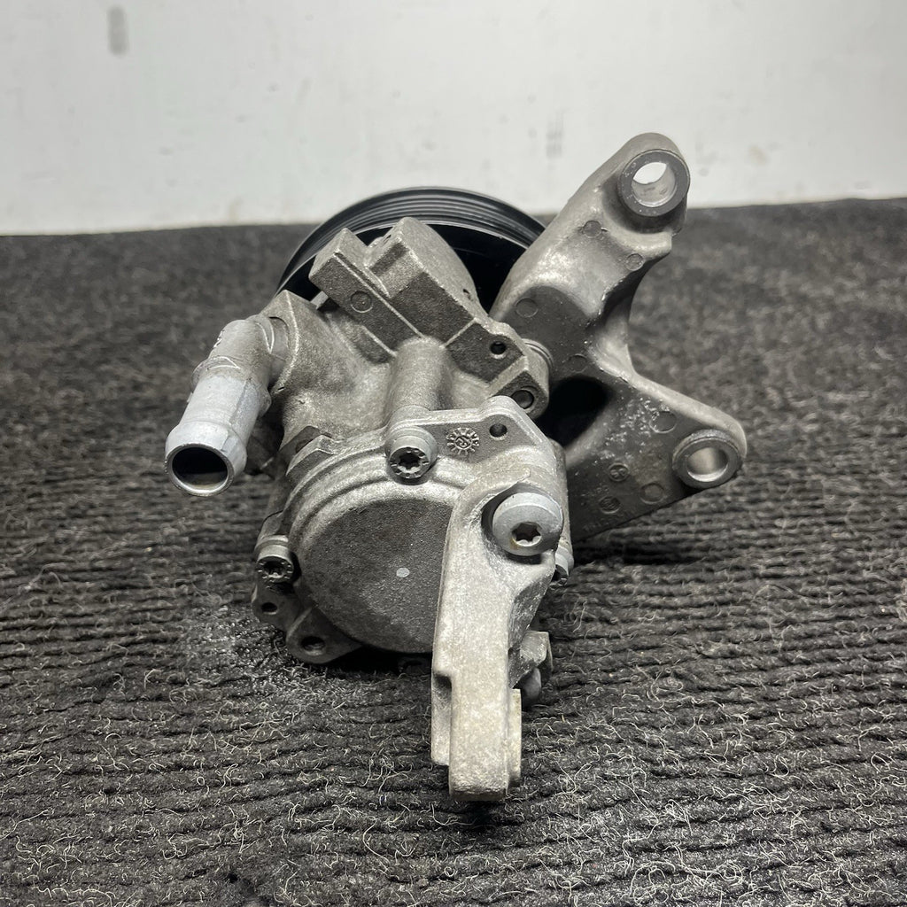 ☑️ 07-10 BMW E82 E88 E90 E92 E93 135i 335i N54 Hydraulic Power Steering Pump OEM
