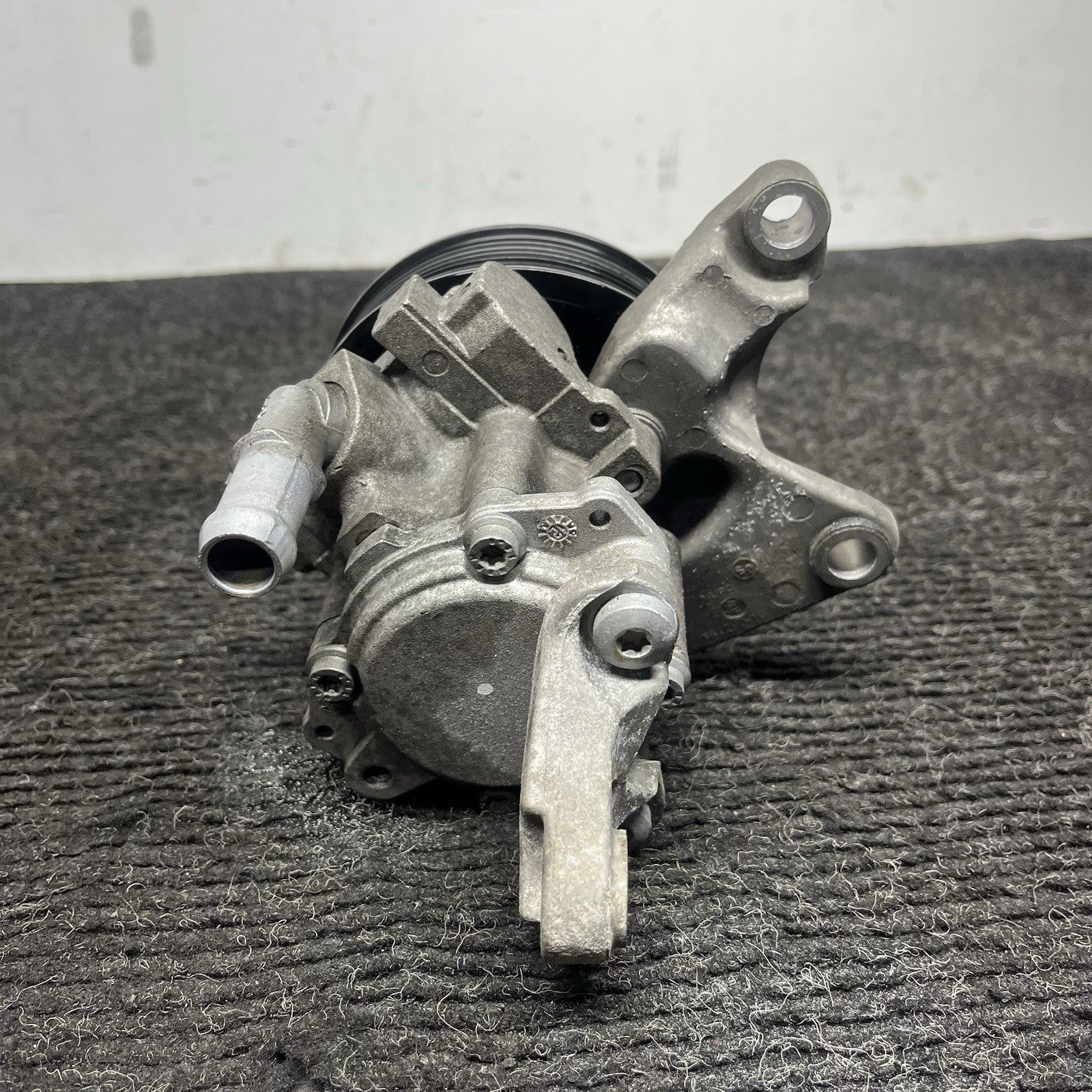 ☑️ 07-10 BMW E82 E88 E90 E92 E93 135i 335i N54 Hydraulic Power Steering Pump OEM