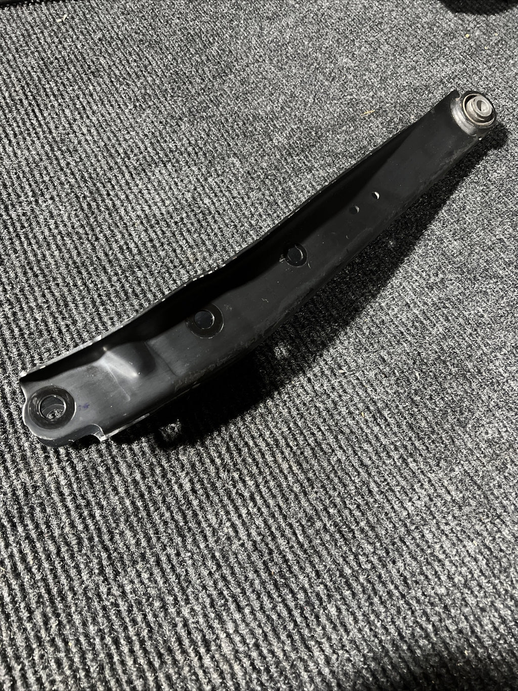 2013-2019 Subaru BRZ Toyota 86 FRS Rear RH Right Side Lower Control Arm OEM