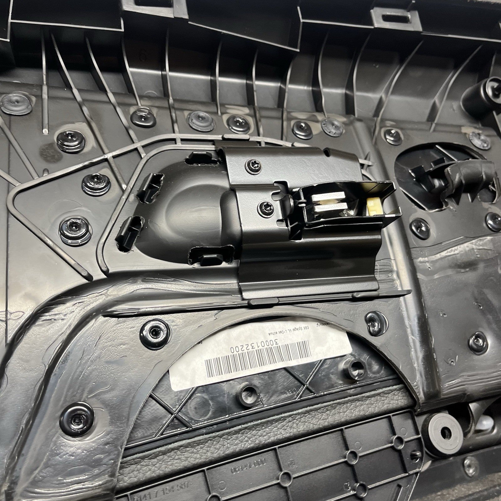 ☑️ 07-13 BMW E92 E93 3 Series Left Driver Side Door Panel Card Black OEM