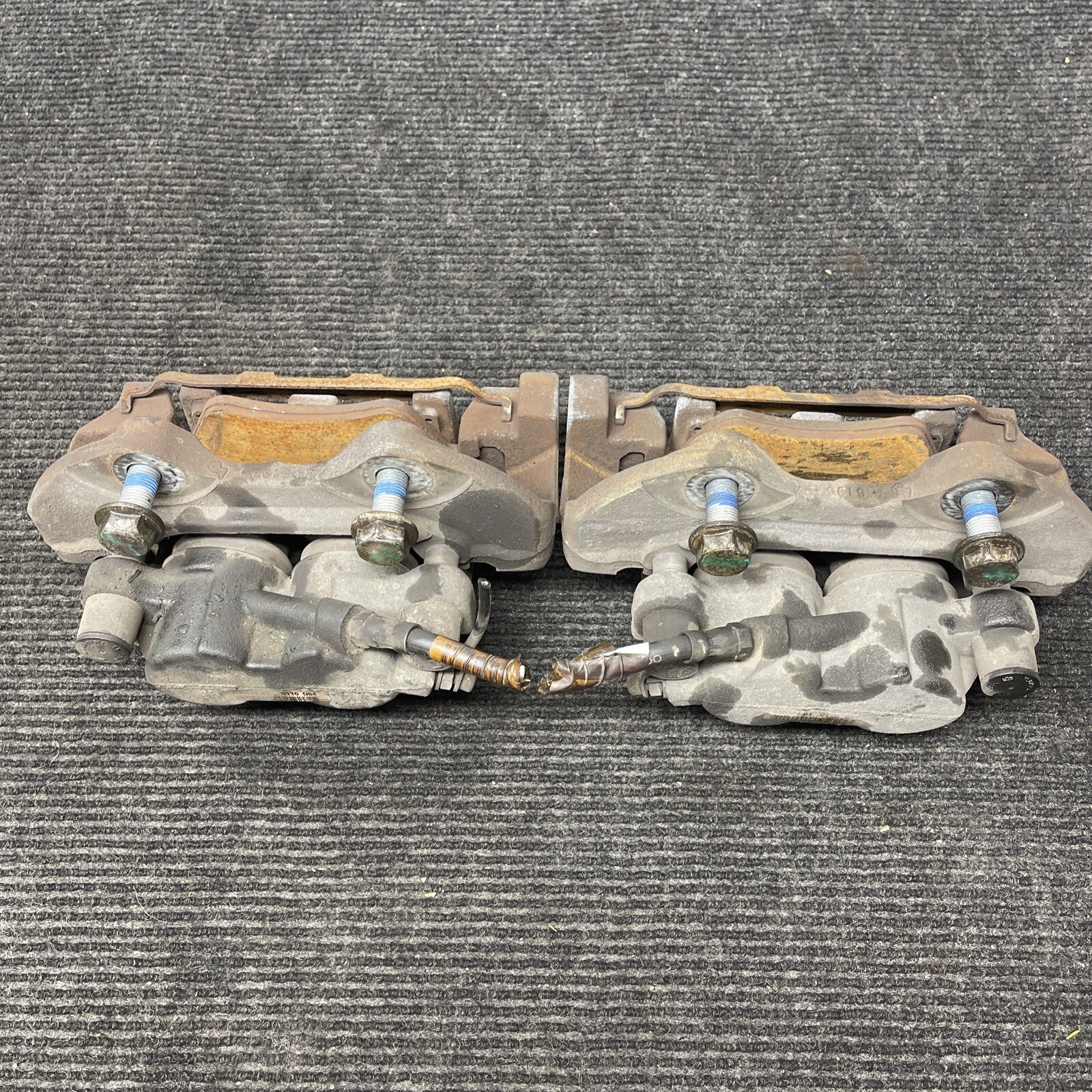 07-10 MERCEDES ML 350 W164 FRONT RIGHT LEFT BRAKE CALIPER ASSEMBLY 65652401 120K