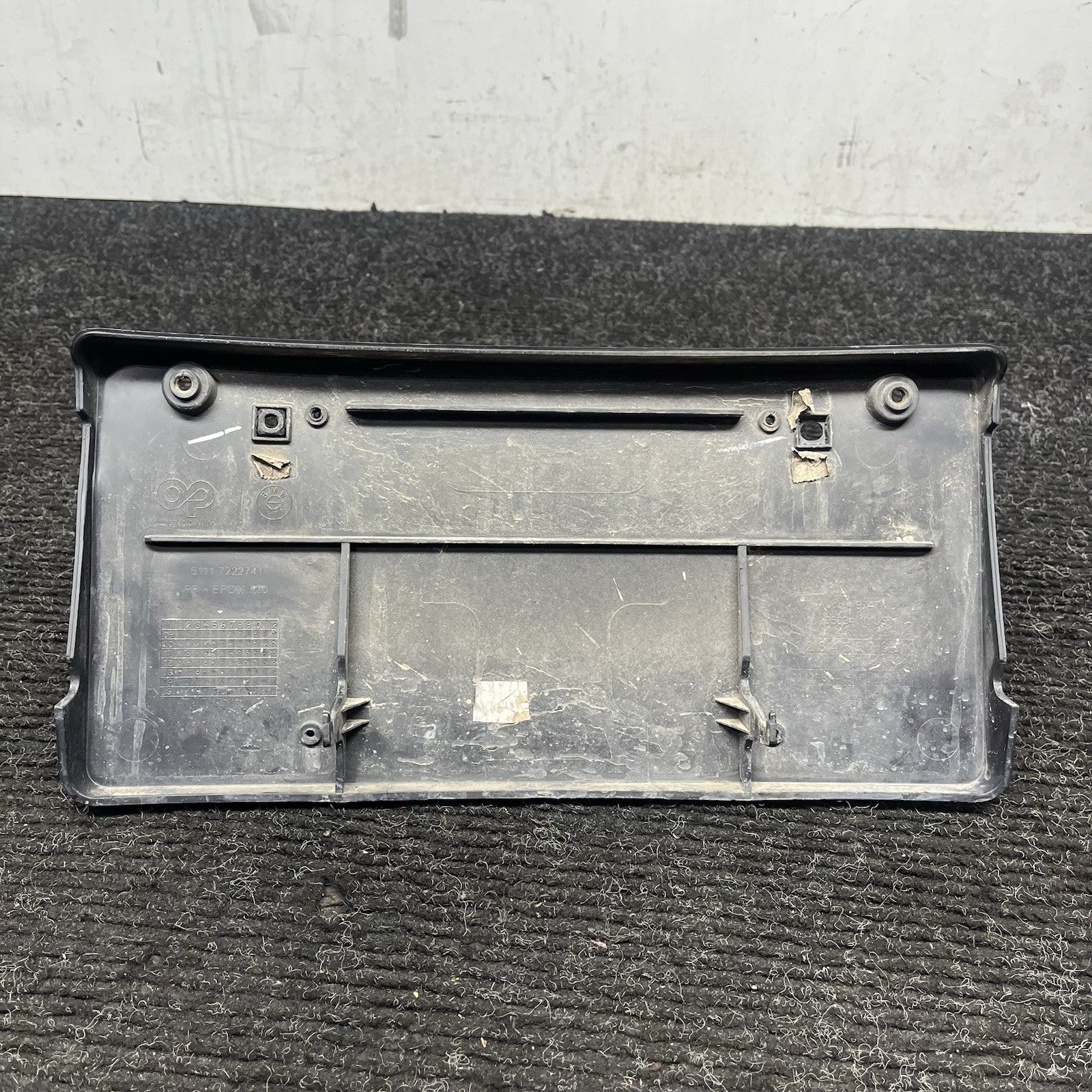 ☑️ 2009-2013 BMW X5 35DX E70 - Front License Plate Mount Bracket 7222741