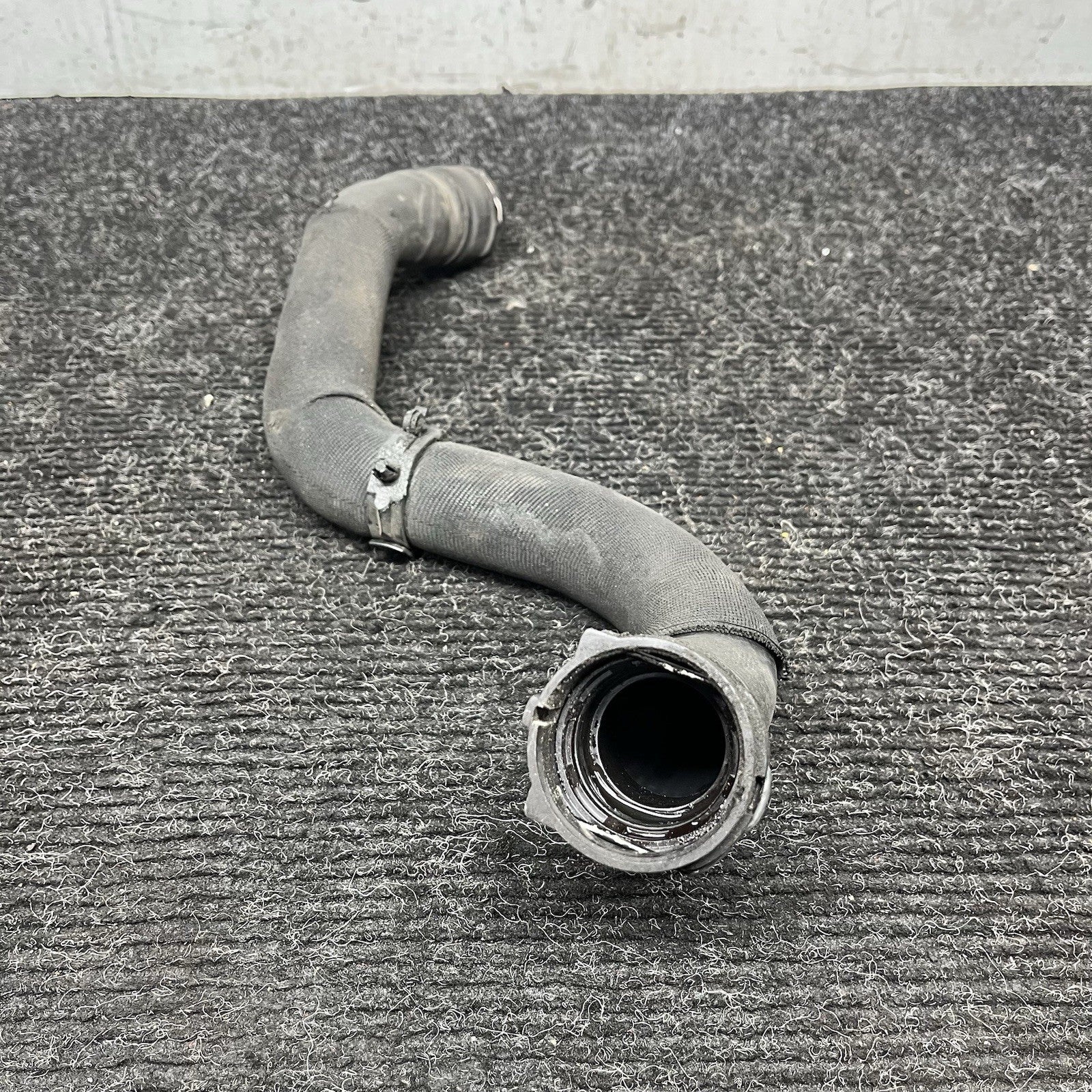 ☑️ 08-13 OEM BMW E90 E92 E93 M3 Engine S65 Radiator Lower Coolant Hose