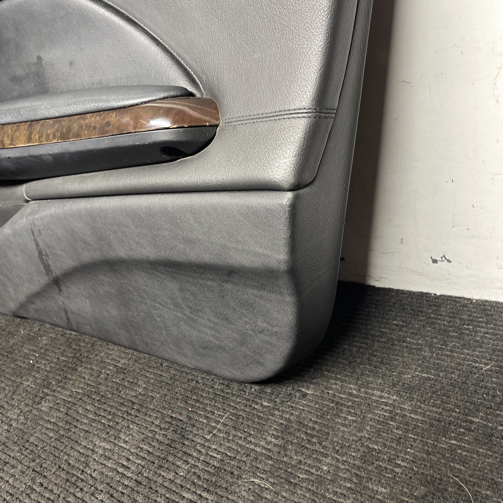 ☑️02-06 BMW E46 COUPE CONVERTIBLE PASSENGER RIGHT SIDE DOOR PANEL CARD BLACK OEM