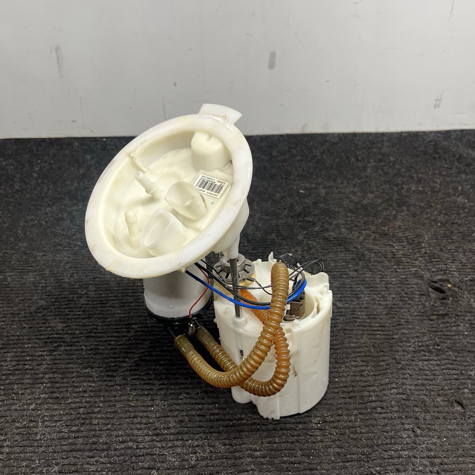 ☑️ BMW F30 2012-2018 Fuel Pump Assembly 2.0L OEM 7243975 Direct Replacement