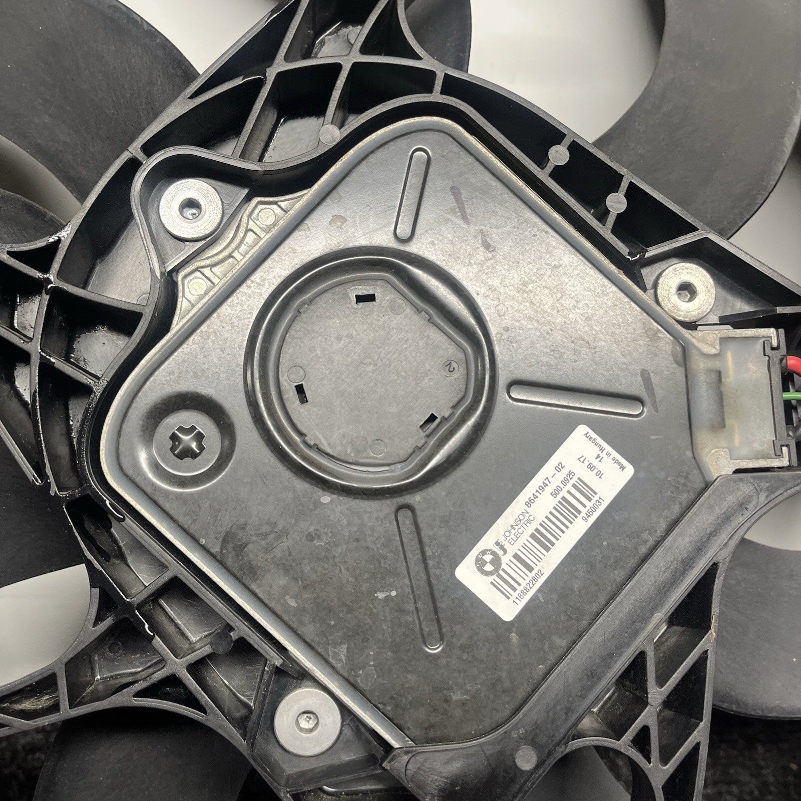 ☑️ OEM BMW F22 F30 F32 F36 Engine B46 B58 Radiator Cooling Auxiliary Fan DAMAGED