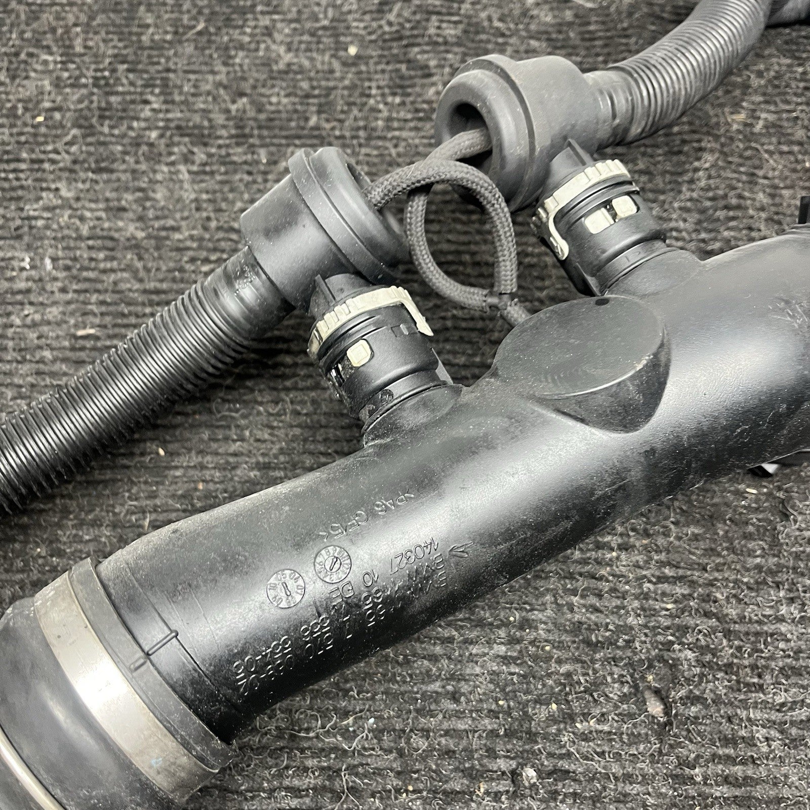 ☑️ 07-10 BMW E90 E92 335 N54 Charge Pipe Air Induction Diverter Pipe OEM