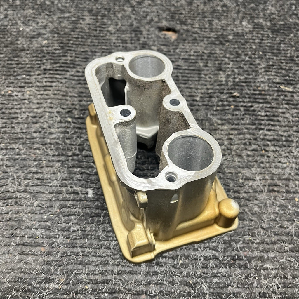 ☑️ OEM BMW E82 E92 F30 F32 F80 F82 Engine N55 S55 Spark Plug Housing Recess