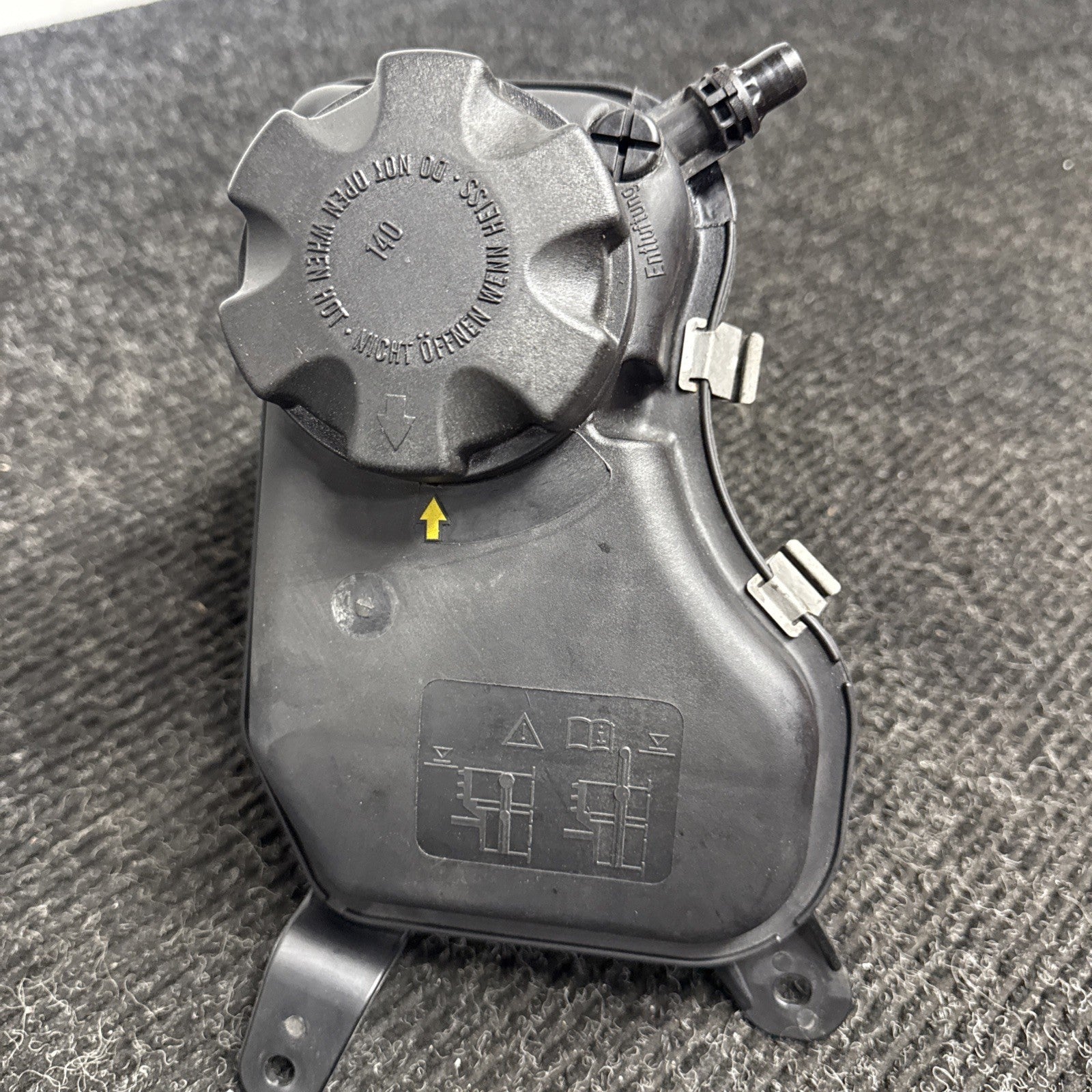 ☑️ 06-13 BMW E82 E88 E90 E92 E93 Radiator Expansion Tank Coolant Reservoir OEM