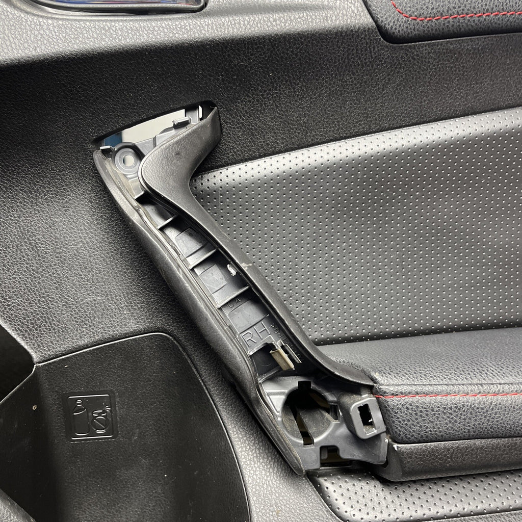 ☑️ 2013-2016 RH SCION FRS BRZ 86 OEM RED STITCHED DOOR PANELS SPEAKER ARM REST