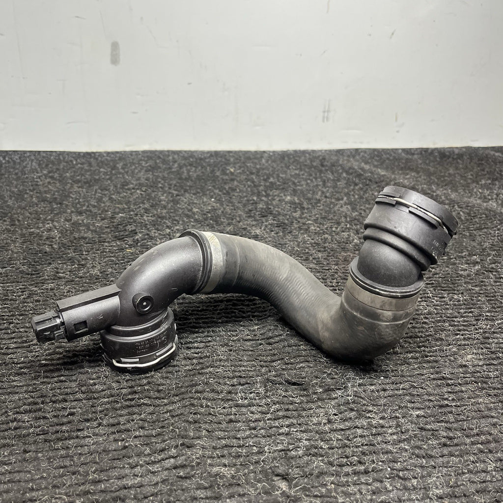 ☑️ 08-13 BMW E90 E82 Front Radiator Lower Coolant Inlet Hose Pipe 7532493 OEM