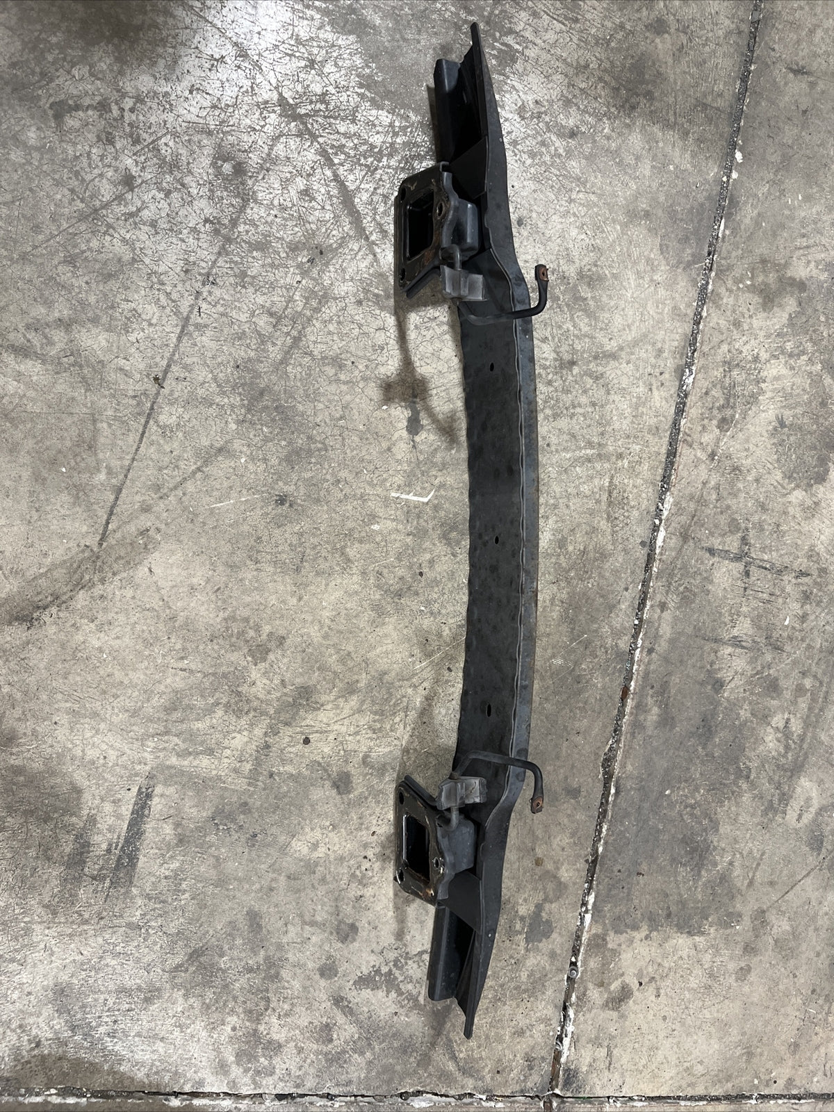 2007 BMW 335i 335xi E90 Rear Bumper Reinforcement Carrier OEM 51127157118