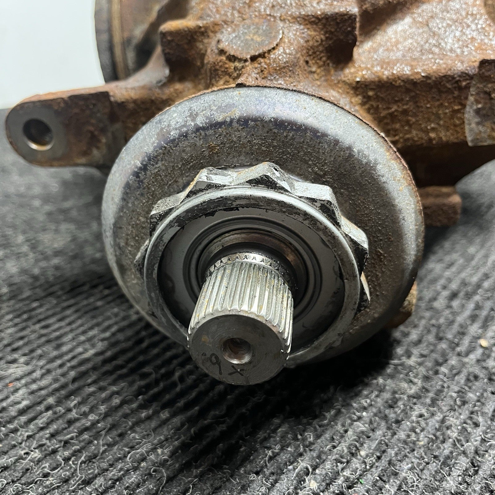 ☑️07-13 BMW E82 E88 E90 E92 135 335 Rear Axle Manual Differential 3.08 Ratio OEM