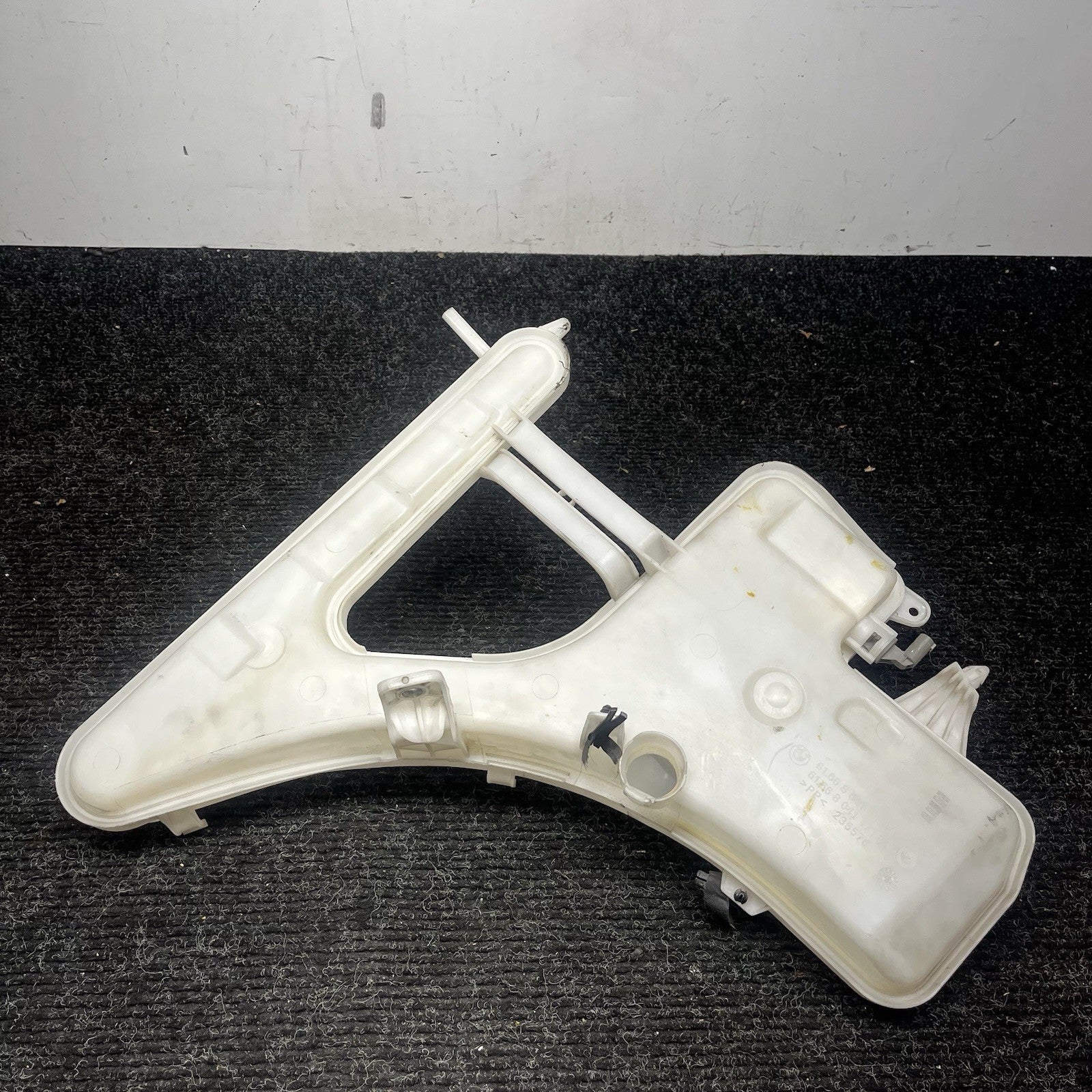 ☑️ 08-13 BMW E92 E93 M3 FRONT WINDSHIELD WASHER FLUID RESERVOIR TANK OEM