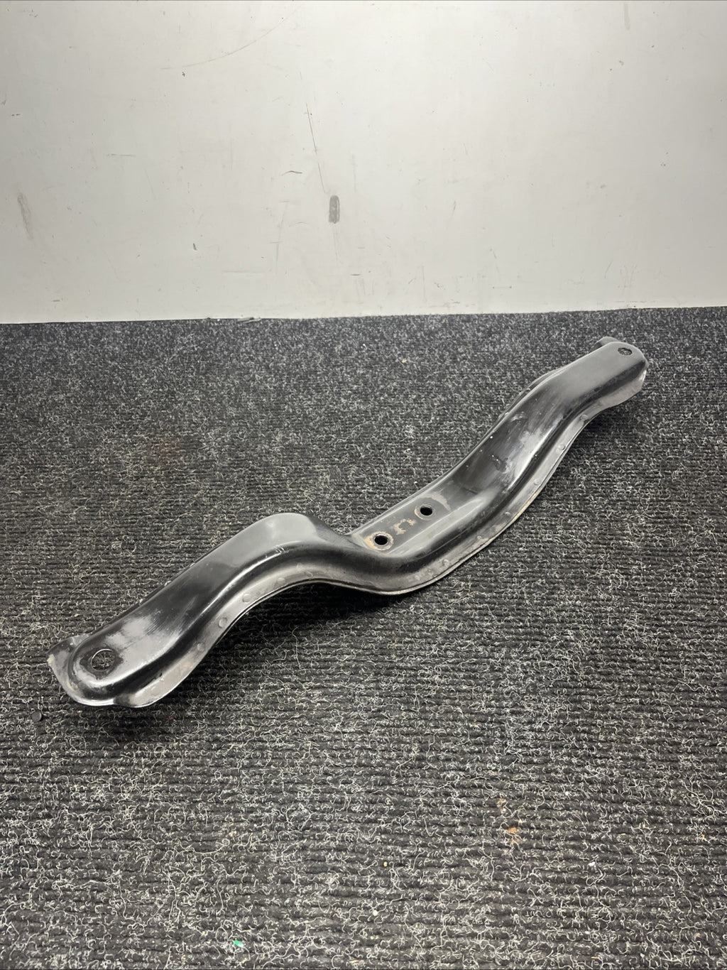 ☑️ 2004-2021 Subaru WRX STI 6SPD Transmission Carrier Mount Brace 41011FE011
