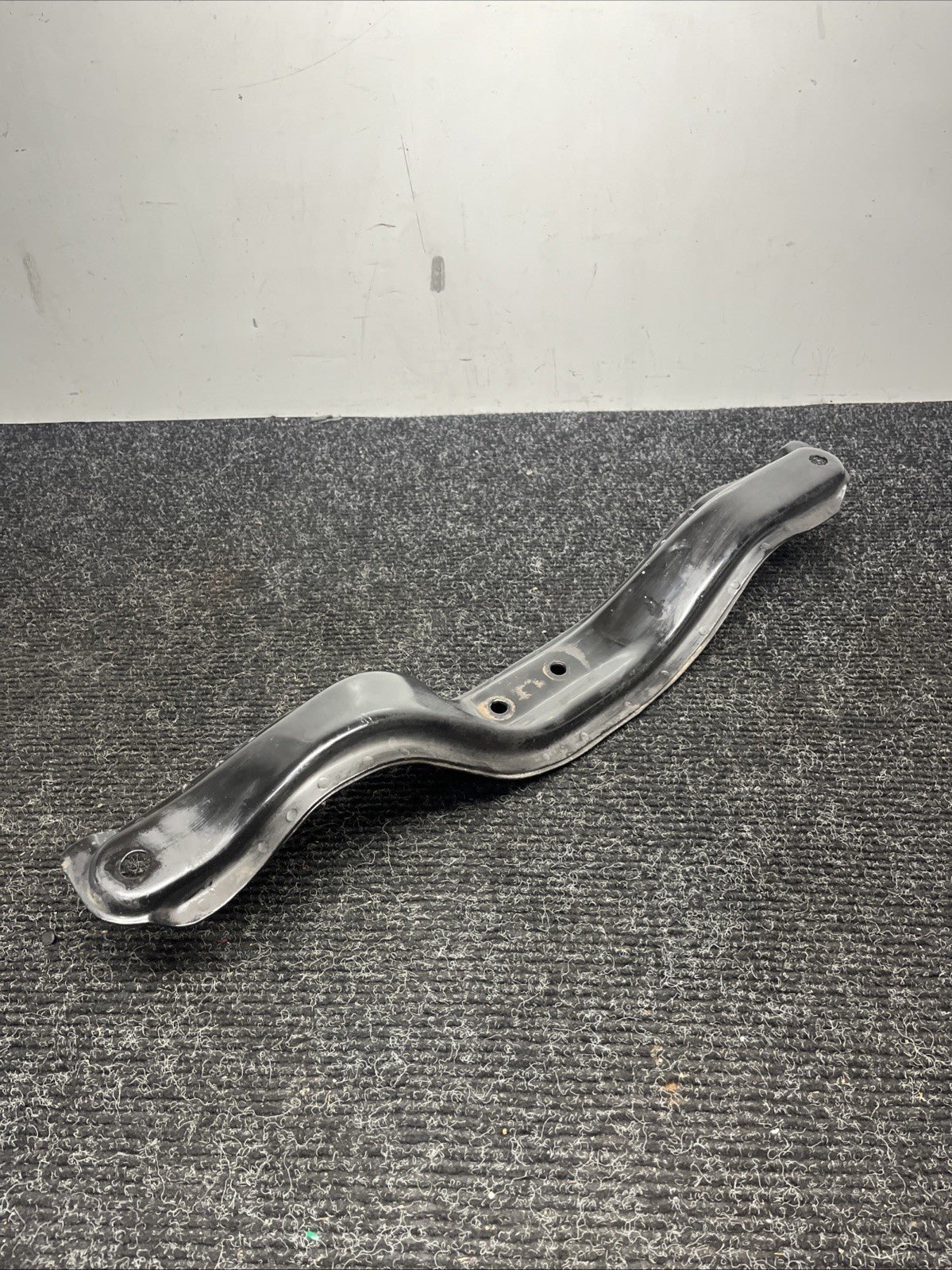 ☑️ 2004-2021 Subaru WRX STI 6SPD Transmission Carrier Mount Brace 41011FE011