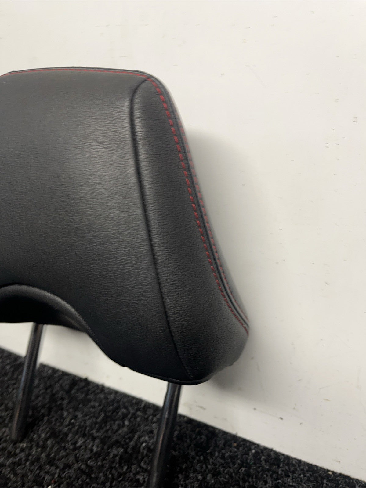 ☑️ 2013-2018 SCION FRS GT86 FRONT SEAT LEATHER RED STITCH HEAD REST