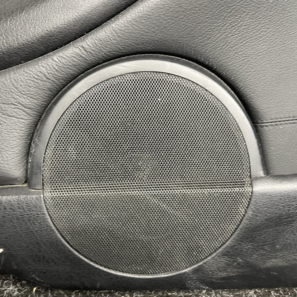 ☑️02-06 BMW E46 COUPE CONVERTIBLE PASSENGER RIGHT SIDE DOOR PANEL CARD BLACK OEM