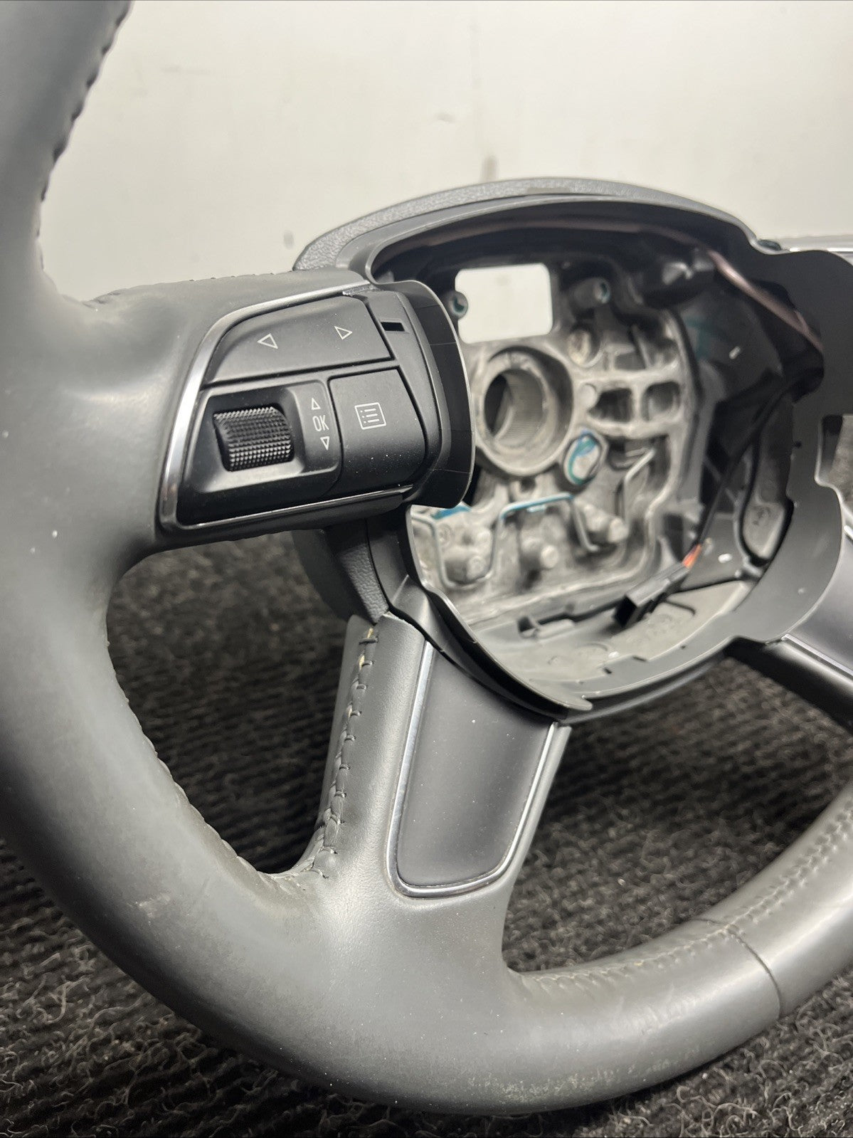 ☑️ 2013-2017 AUDI A4 S4 AllRoad Q5 SQ5 Q7 STEERING WHEEL 4 SPOKE 4L0419091AC OEM