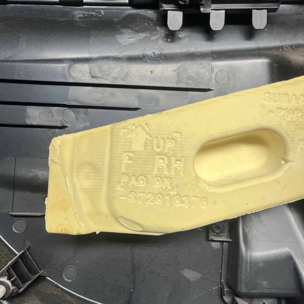 ☑️ 2015-2019 Subaru WRX STI Door Panel Trim Front Right Passenger RH OEM 15-19