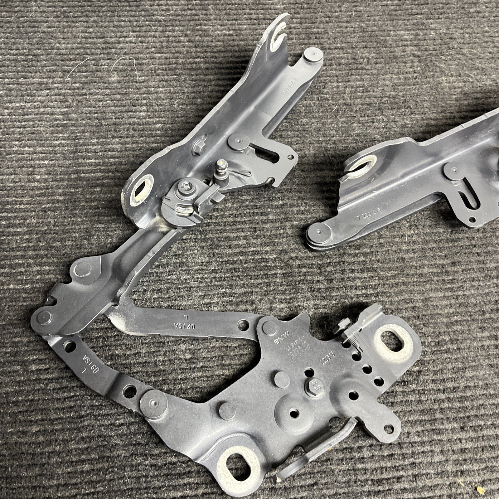 ☑️ BMW F22 F30 F32 F80 F82 OEM FRONT LEFT RIGHT HOOD BONNET LID HINGES