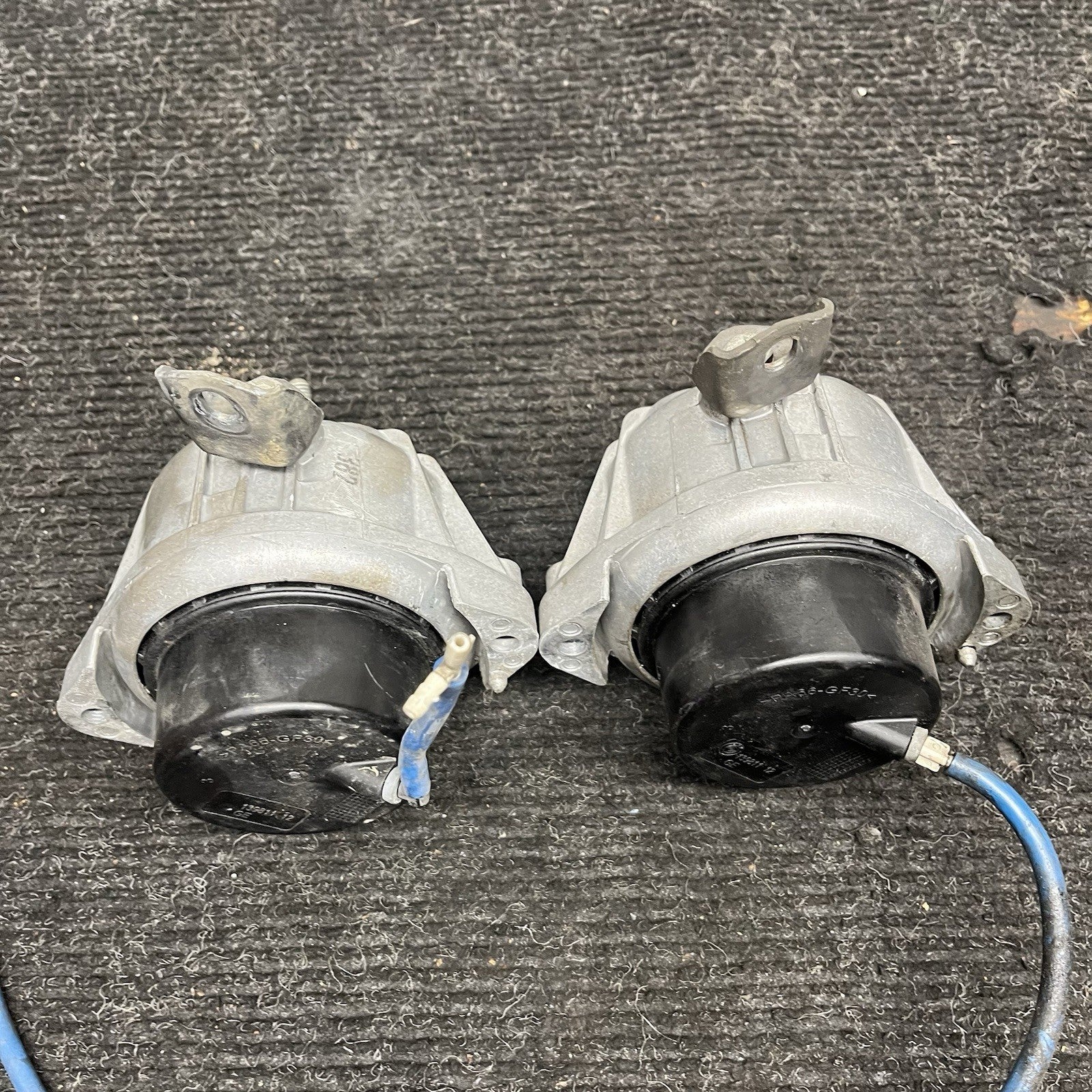 ☑️ 2009-2011 BMW 335d M57 Diesel Engine Motor Mount Left Right Pair OEM