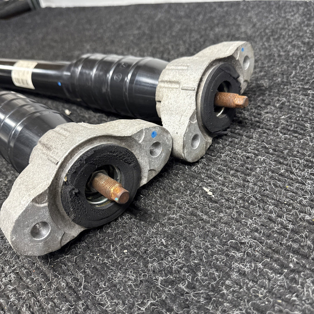 ☑️ 14-19 Maserati Ghibli OEM Left & Right Rear Strut Shock Absorber 0670088990