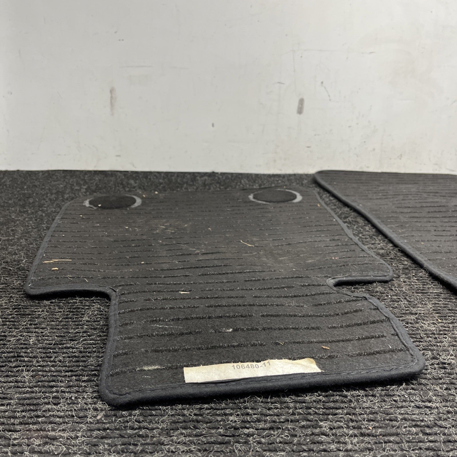 ☑️ Bmw Black Floor Mats Set Part Number 106480-11 OEM 3 And 5 Series