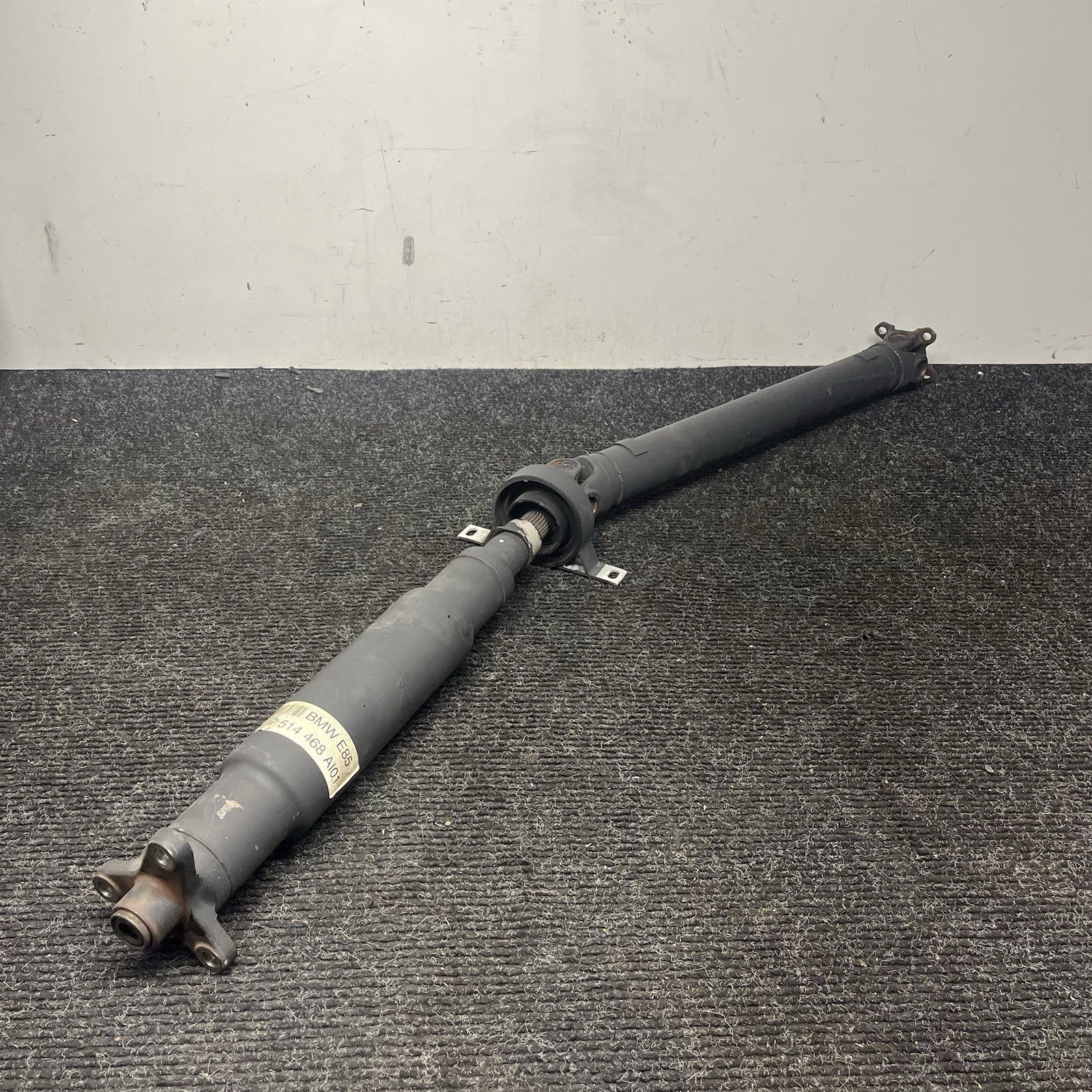 ☑️ 03-06 BMW E85 Z4 6 Speed Manual Transmission Driveshaft Propeller 1230M OEM