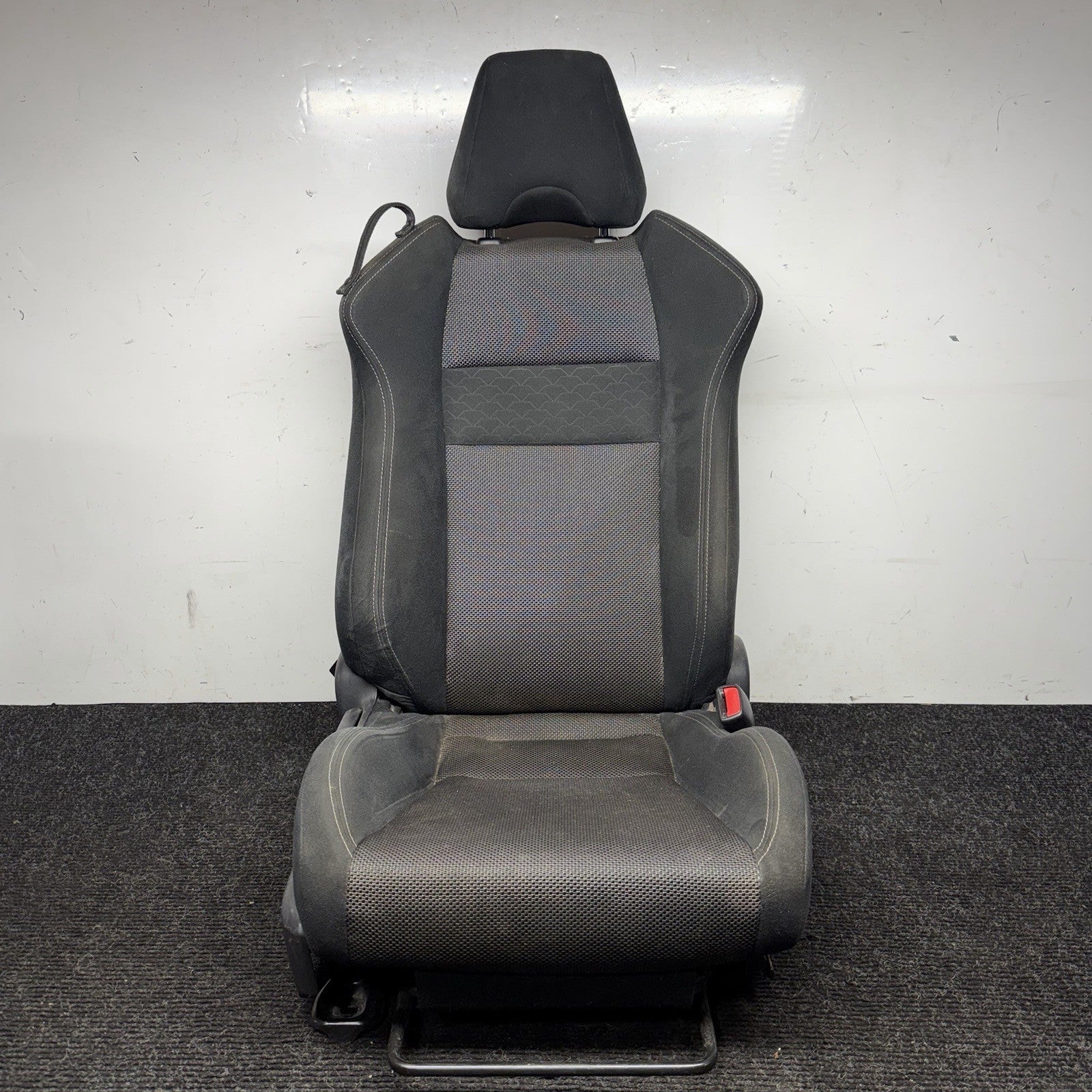 ☑️ 2017-2020 Toyota 86 Front Right Passenger Seat Su003-06563 Black Cloth