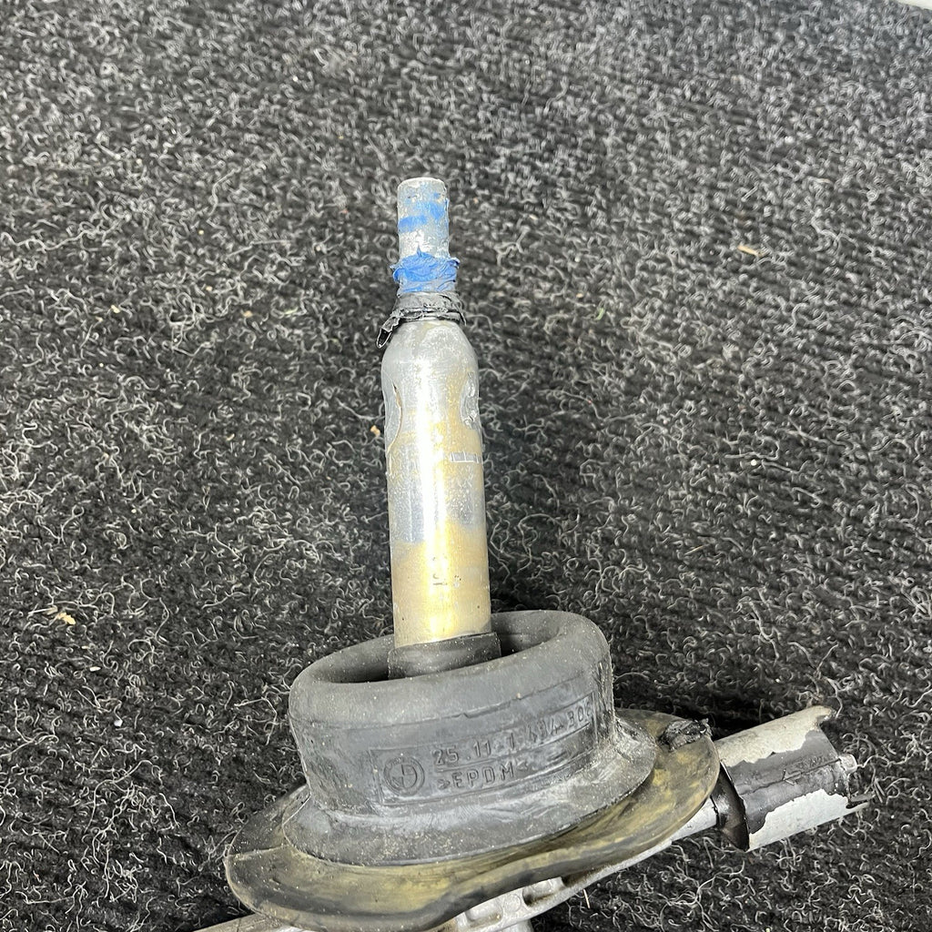 ☑️ 01-06 BMW E46 330 OEM 5 Speed Shifter Linkage ZF