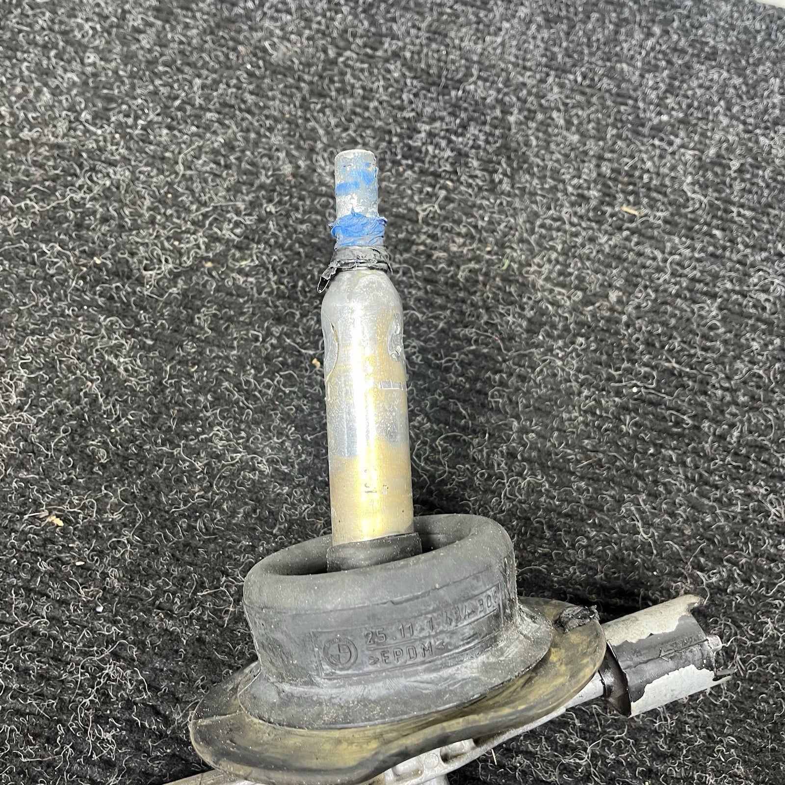 ☑️ 01-06 BMW E46 330 OEM 5 Speed Shifter Linkage ZF