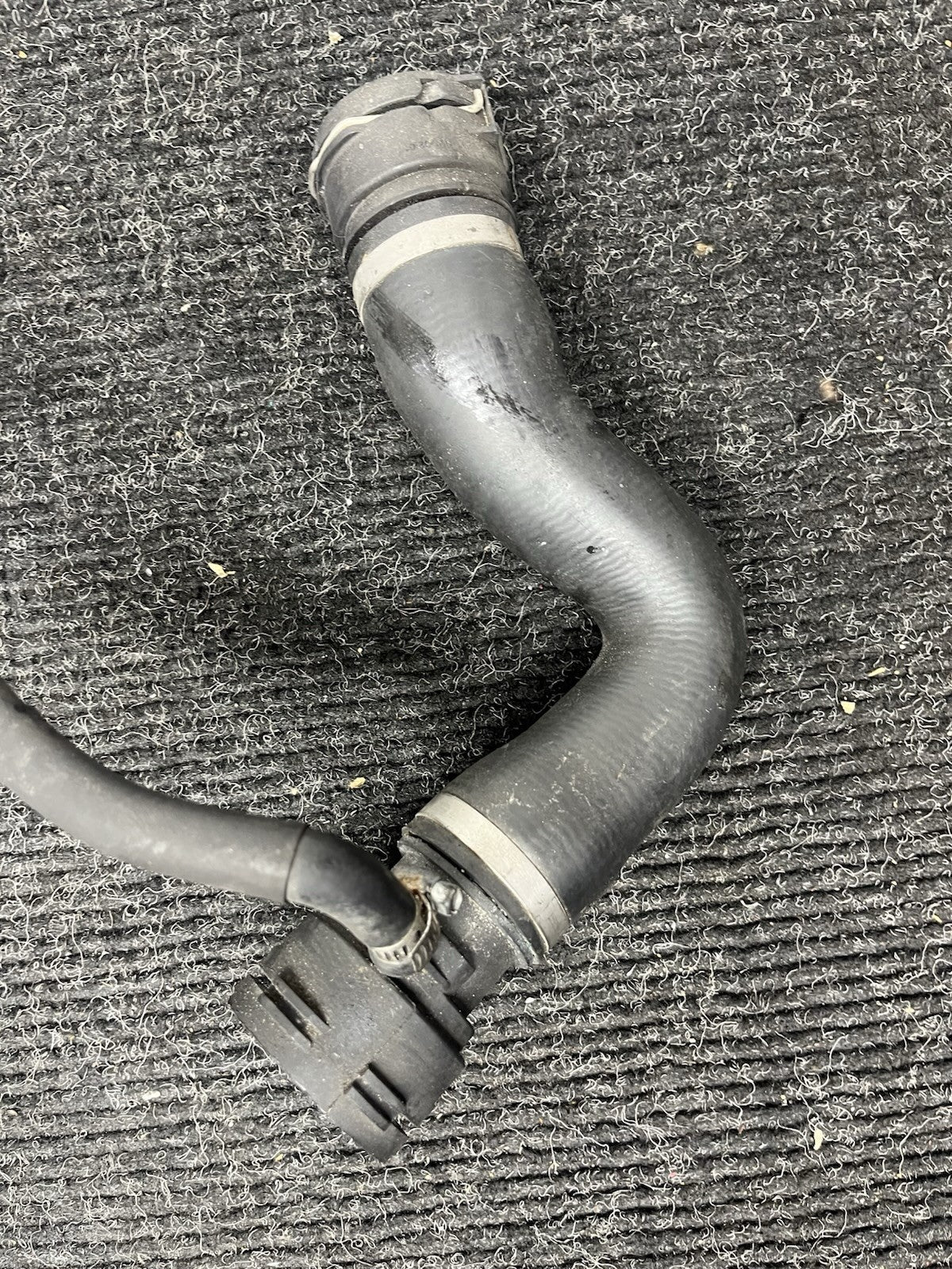 ☑️ BMW E88 E90 E92 135 335 N54 Upper Engine Radiator Coolant Hose Pipe Line OEM