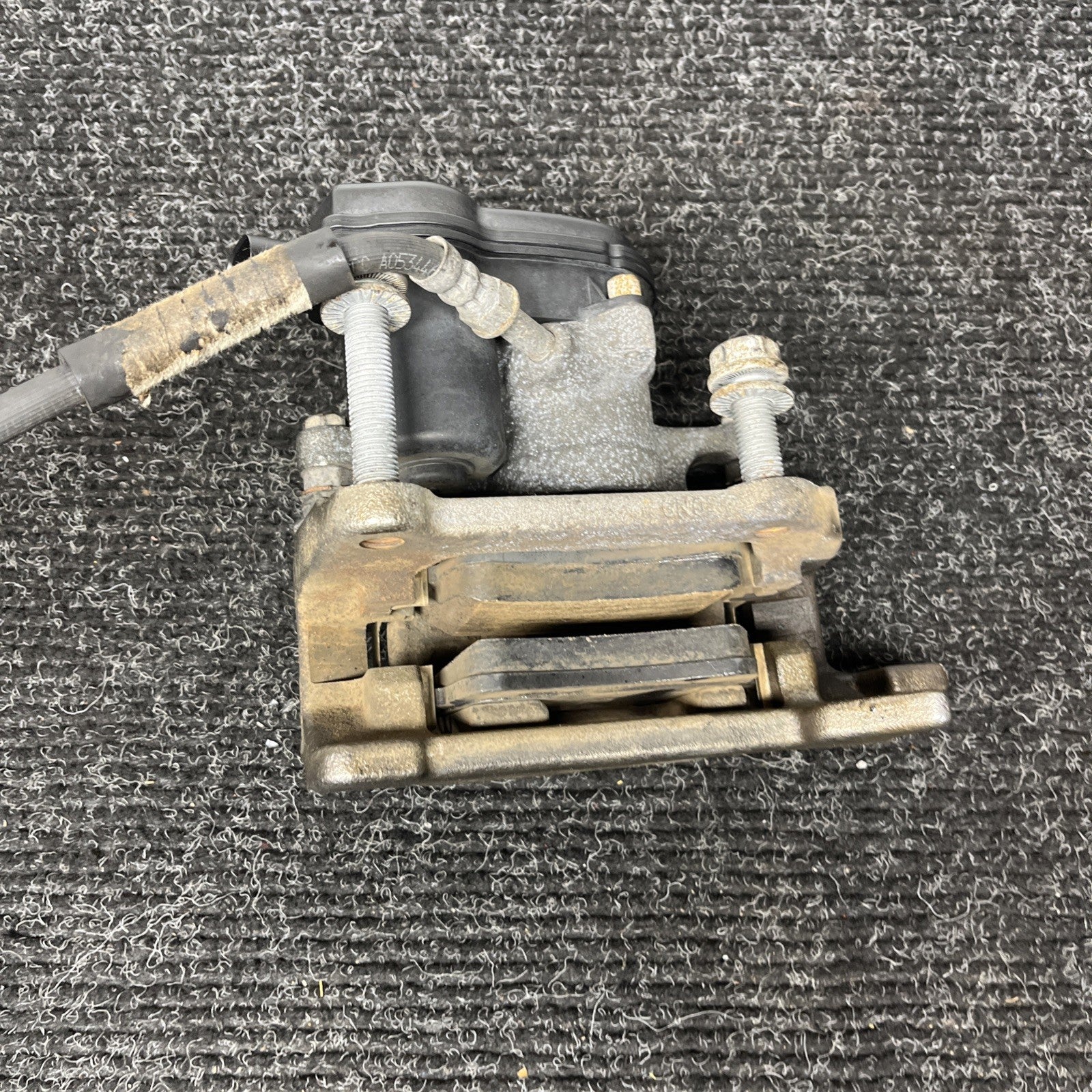 ☑️ 08-12 AUDI B8 A4 B8 A5 Q5 REAR BRAKE CALIPER MOTOR LEFT DRIVER OEM 062723