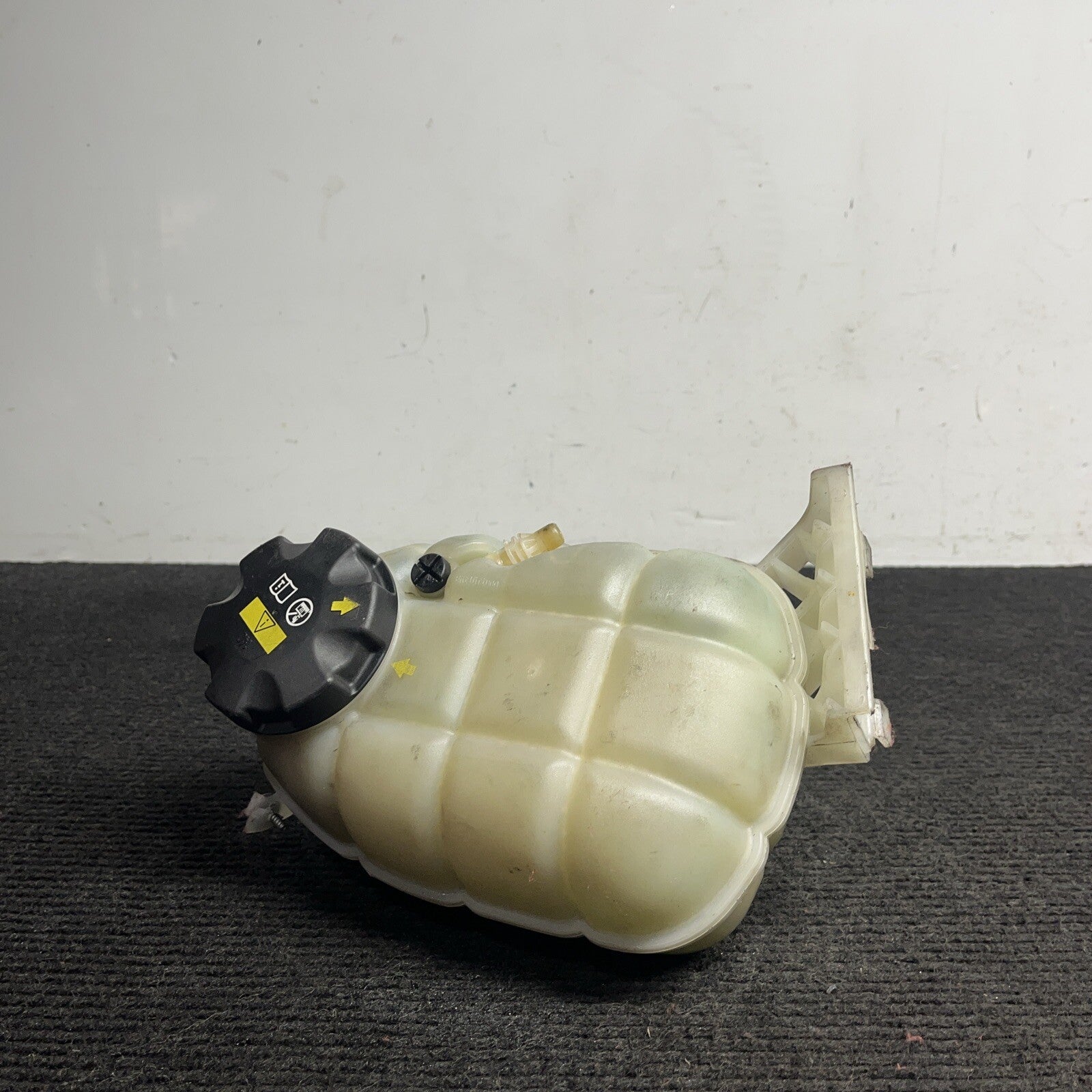 ☑️ 12-16 BMW 335I 435I F30 F32 RADIATOR COOLANT FLUID RESERVOIR TANK OEM