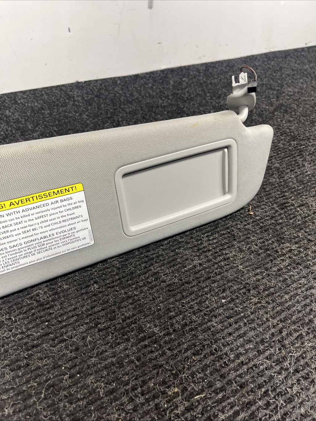 ☑️ 2012-2017 AUDI A6 - Right SUN Visor / Mirror OEM 4G0857552A
