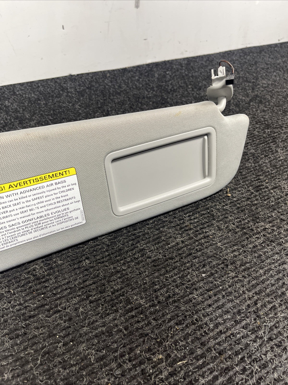☑️ 2012-2017 AUDI A6 - Right SUN Visor / Mirror OEM 4G0857552A