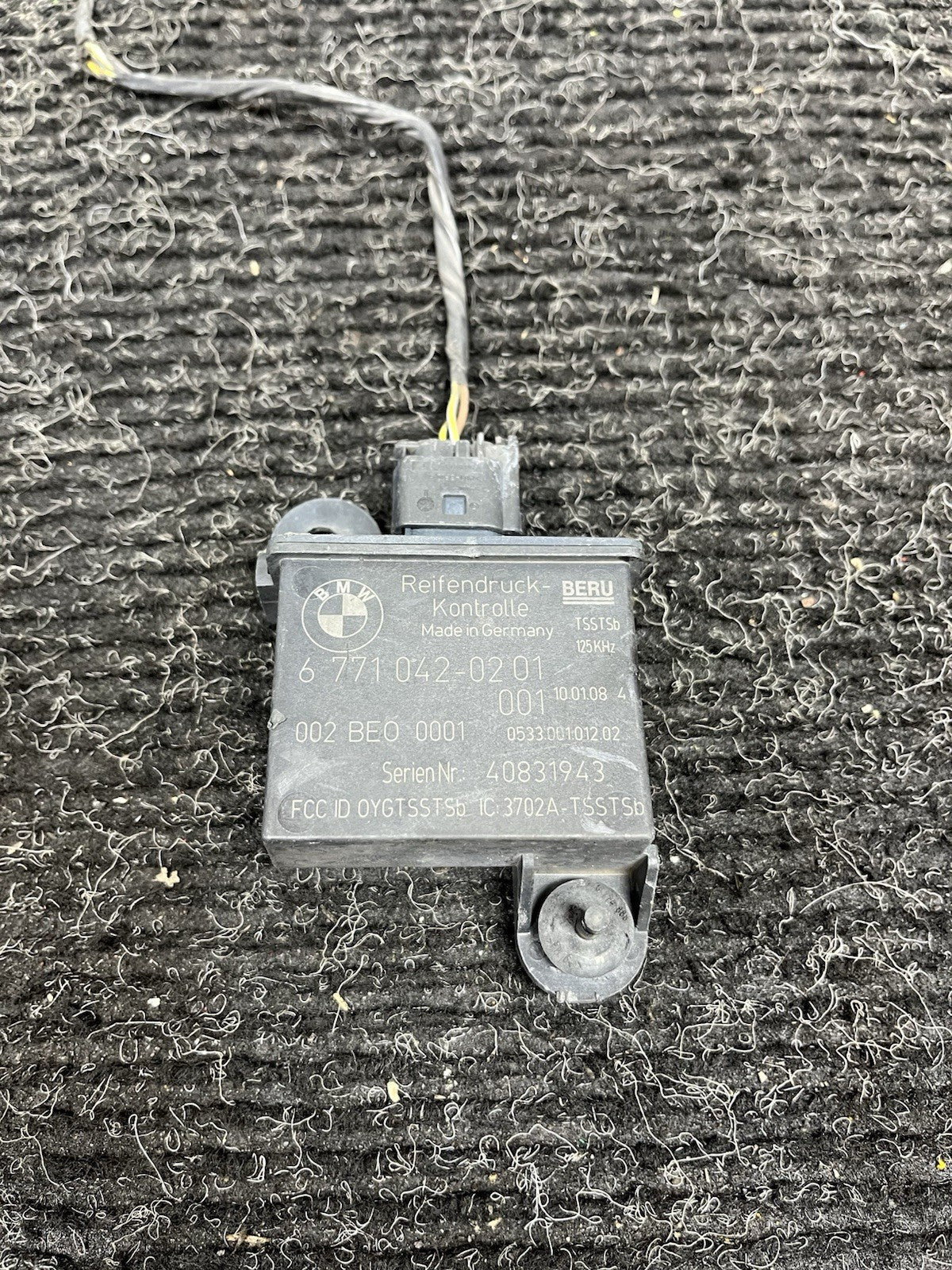 ☑️07-13 BMW E90 E92 Tire Pressure Monitor Sensor TPMS 6771042 328 330 335 M3 OEM