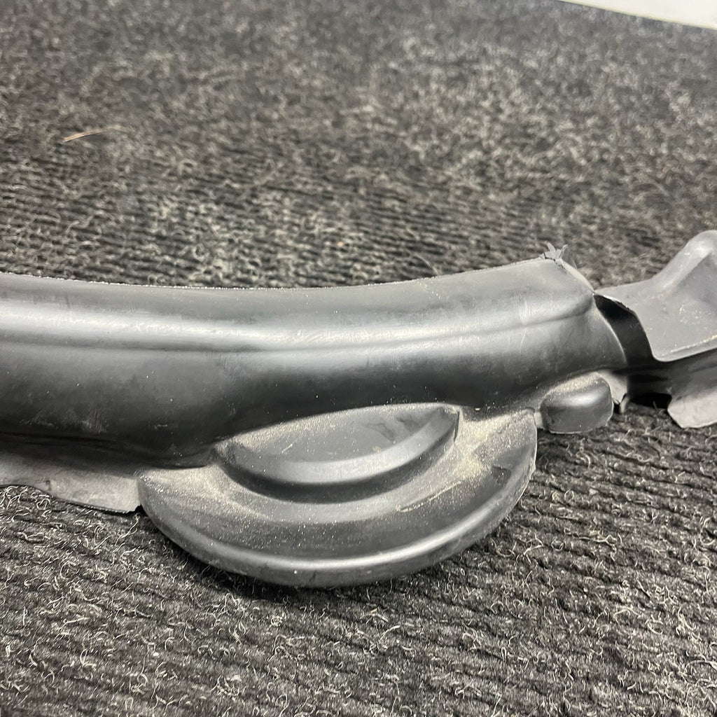 ☑️ 2013-2018 BMW 3 SERIES F32 F33 Rubber Seal Engine RIGHT LEFT SET 517672558