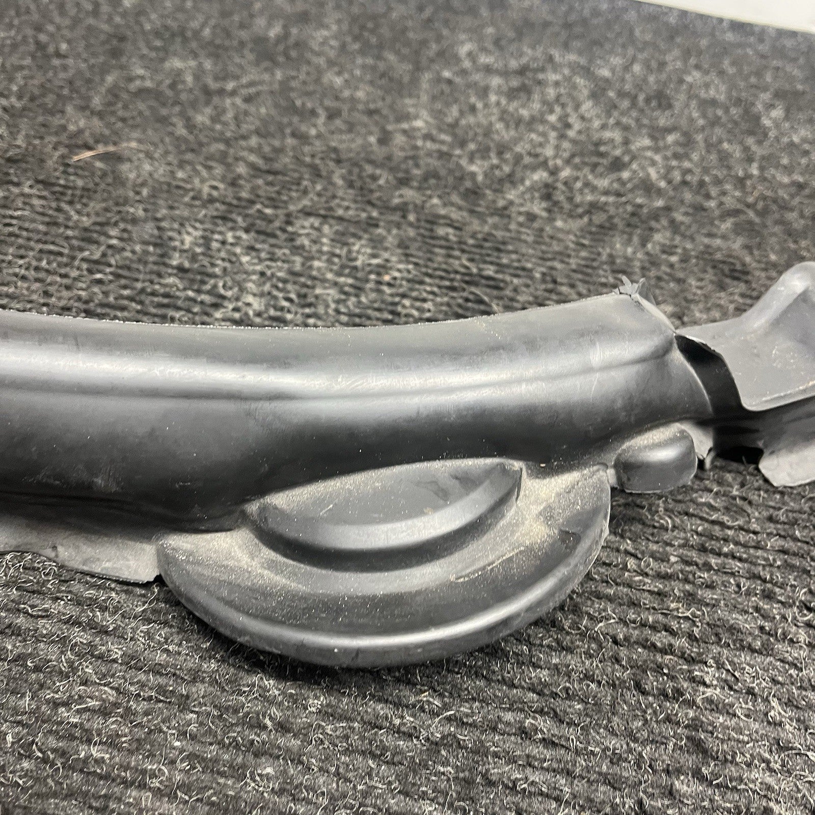 ☑️ 2013-2018 BMW 3 SERIES F32 F33 Rubber Seal Engine RIGHT LEFT SET 517672558