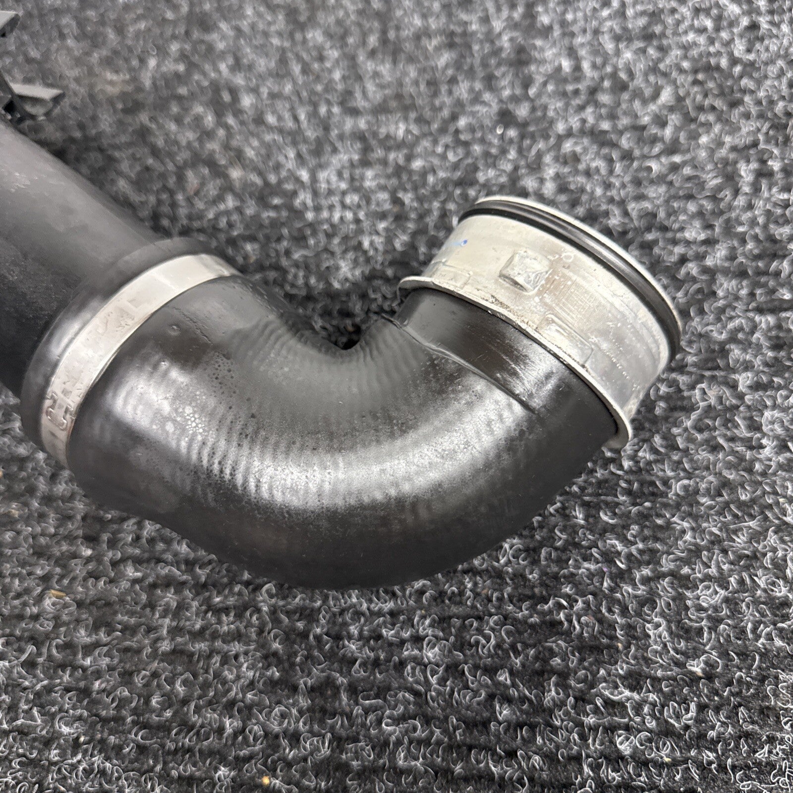☑️ 07-13 Bmw E90 135 335 Left Side Intercooler Charge Pipe Intake Pipe Tube Oem