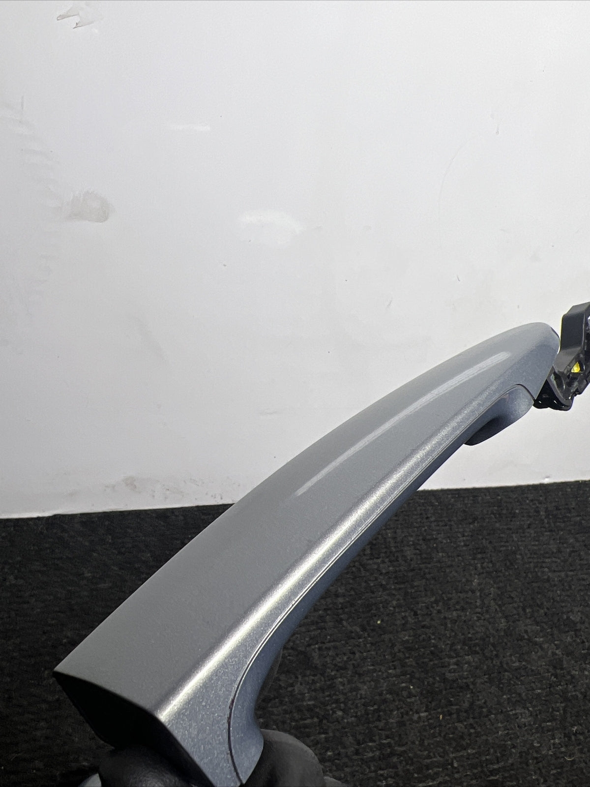 BMW 335i E92 Right Passenger Door Handle OEM A34 Comfort Access