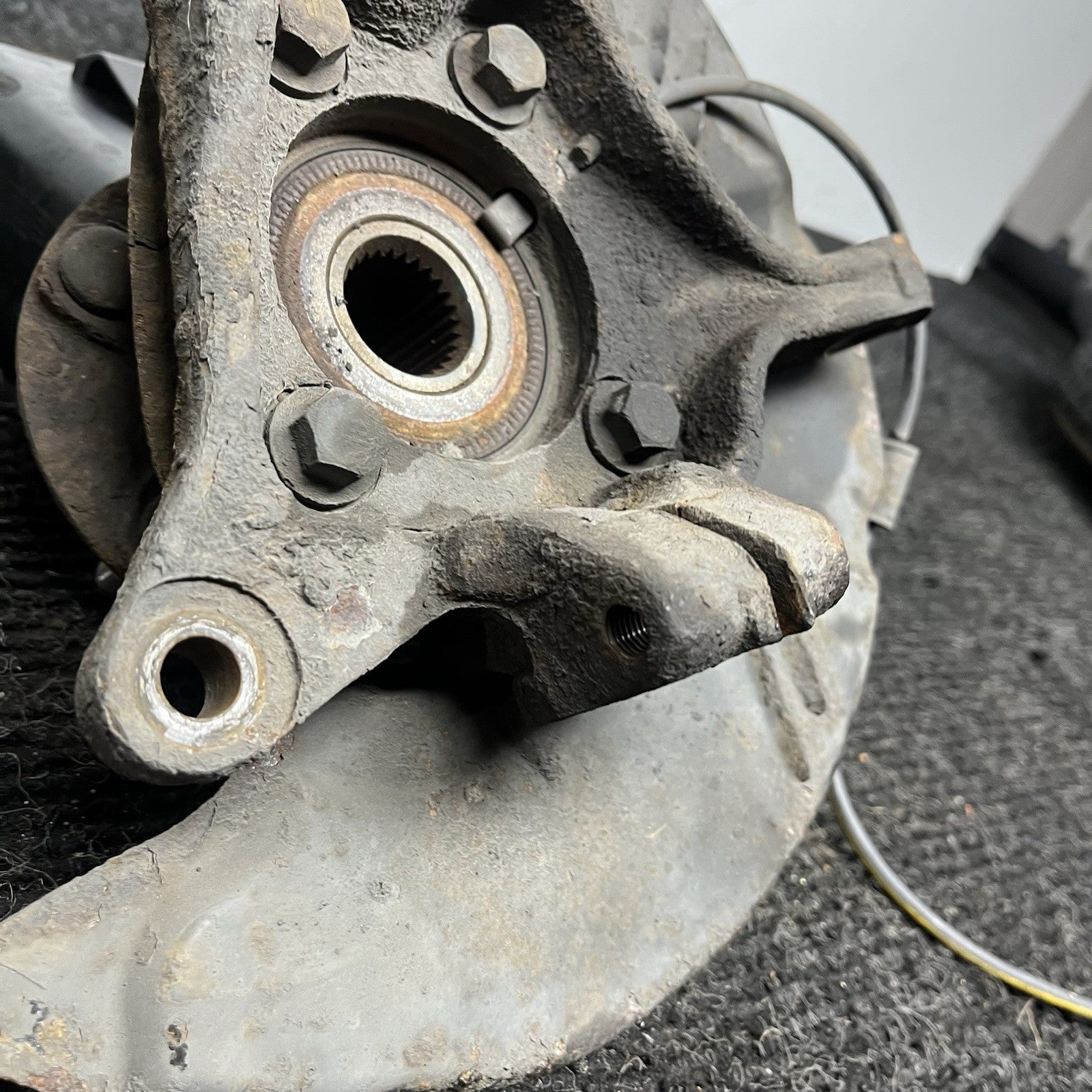 ☑️ 08-14 SUBARU IMPREZA WRX 2.5L FRONT LEFT SPINDLE KNUCKLE WHEELHUB BEARING OEM