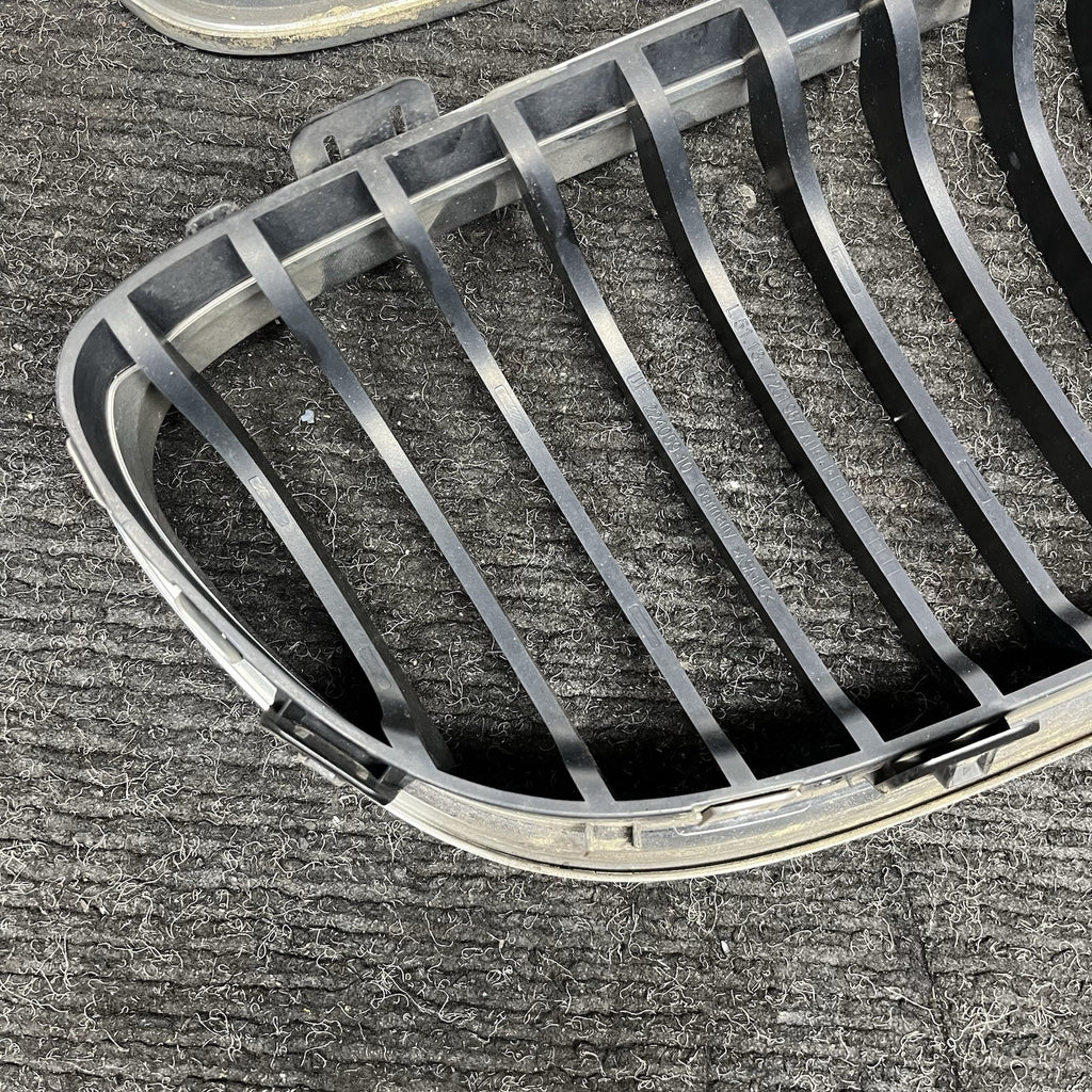 ☑️ BMW 3 Series E90 E91 Front Bumper Grill Pair Kidney 7201967 7201968 GENUINE