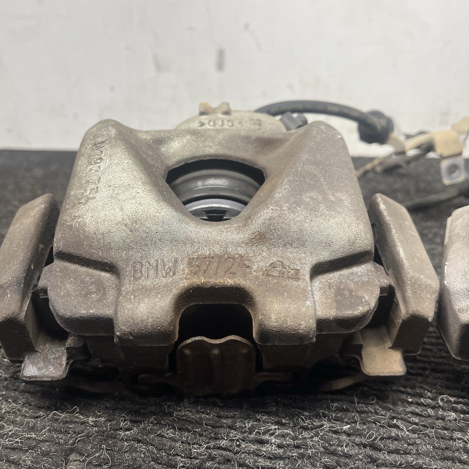 ☑️ 07-13 BMW E90 E92 E93 328i Front Left Right Brake Caliper Pair OEM