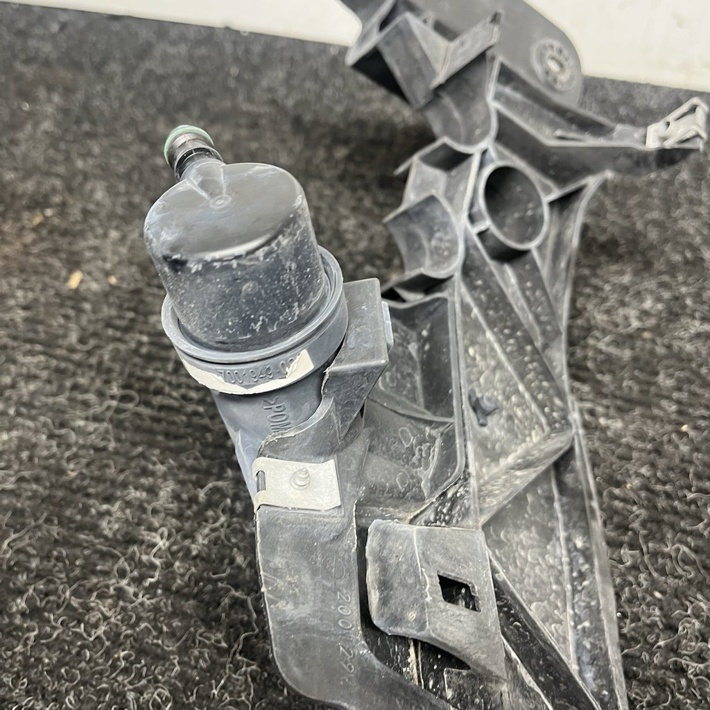 ☑️ 08-13 BMW E82 E88 135 Right Passenger Headlight Arm Bracket Mount