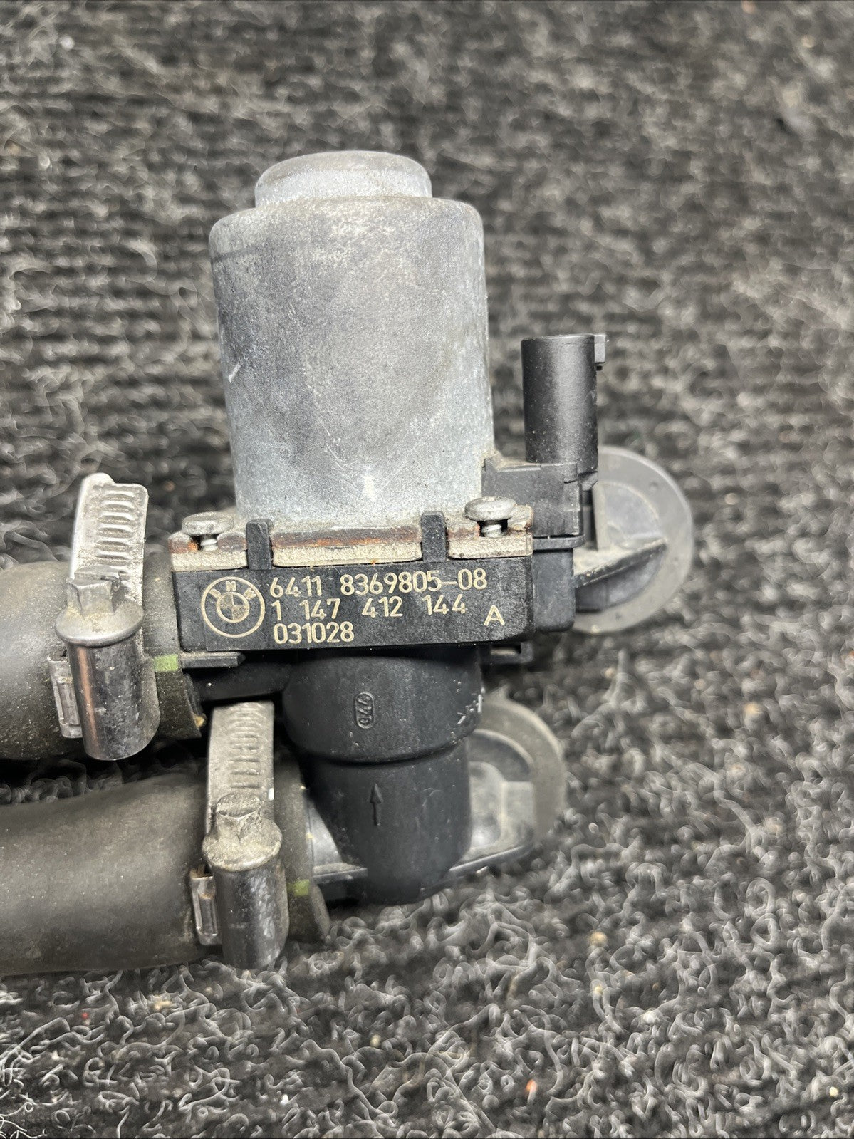 ☑️ 01-06 BMW E46 3-SERIES HEATER WATER COOLANT VALVE PUMP 8369805 OEM